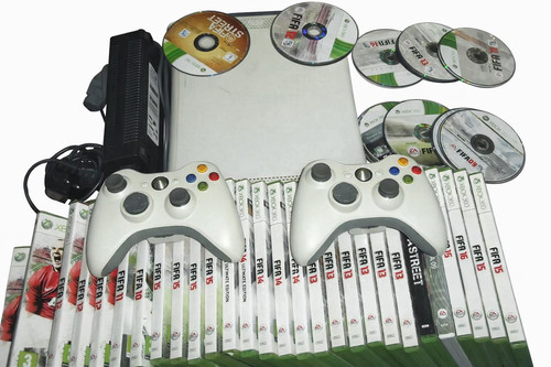 Weisse xbox 360 - konsole, 2