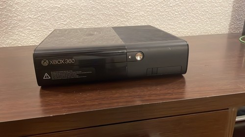 Xbox 360 konsole - 360,